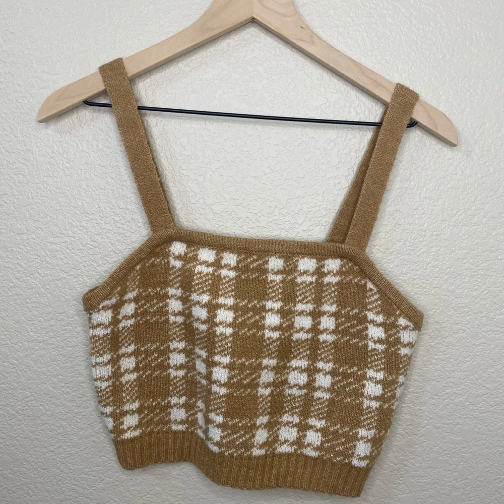 Almost Famous Plaid Two Piece Cardigan Tank Set | Size Medium - Picture 3 of 4